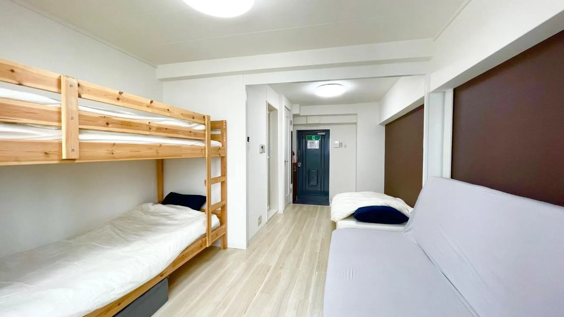 Guest house Sunrise Mansion - Vacation Stay 14387 Osaka