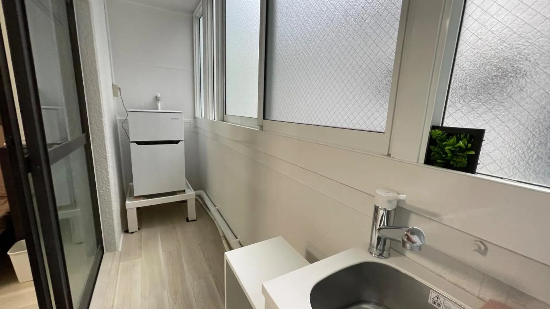 Guest house Sunrise Mansion - Vacation Stay 14387 Osaka Japan